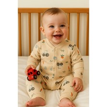 Süpermini %100 Cotton Kumaş Raporlu  Traktörlü Havuç Manşet Desenli  Uzun Kollu Yumaşak Çıtçıtlı  V Yaka  Bebek Tulumu 0-3 Ay/3-6 Ay / 6-9 Ay