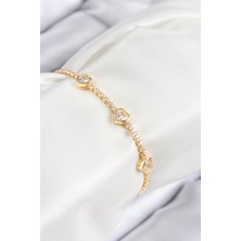 Pirinç Zirkon Taşlı Sıralı Kalp Model Gold Renk Kadın Bileklik