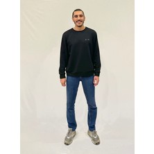 Erkek Bisiklet Yaka Rahat Kalıp 3 Iplik Kalın Ar Nakışlı  Sweatshirt SPR24SW33