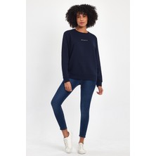 Kadın Bisiklet Yaka Rahat Kalıp 3 Iplik Kalın Orta Brooklyn Nakışlı Sweatshirt SPR24SWK34