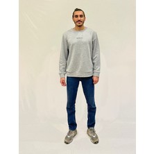 Erkek Bisiklet Yaka Rahat Kalıp 3 Iplik Kalın Orta Brooklyn Nakışlı Sweatshirt SPR24SW34