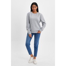 Kadın Bisiklet Yaka Rahat Kalıp 3 Iplik Içi Polarlı Kalın Sweatshirt SPR24SWK36