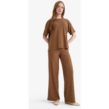 DeFacto Straight Fit Kırışık Dokulu Pantolon E9890AX25AU