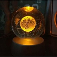 Belirtilmemiş Satürn Çemberindeki Kız Işıklı Cam Küre, 6 cm Cam Malzeme ile Dekoratif Tasarım