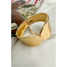 Özel Seri Altın Rengi Dokulu ve Parlak Yapılı Kelepçe Bileklik (Iç Çapı:6cm)