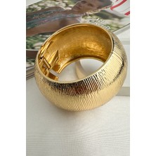 Özel Seri Altın Rengi Dokulu Bombeli Kelepçe Bileklik(Iç Çapı:6cm)