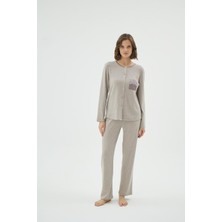 Kadın Düğmeli Uzun Kollu Cep Detaylı Bej Pijama Takımı C2T2N961