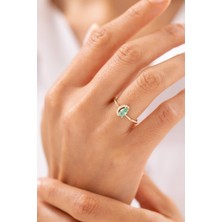 Damla Kesim Yeşil Taşlı Zarif 14 Ayar Altın Yüzük