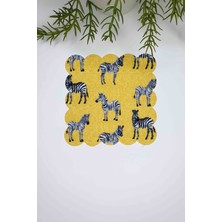 Sarı Zemin Zebralar Dijital Baskılı Lazer Kesim Kumaş Koktel Peçetesi 1 Adet