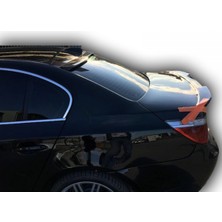 Bmw E60 2003-2010 Cam Üstü M4 (Plastik) ⚡ Şık ve Sportif Görünüm!
