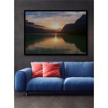 Çerçeve Görünümlü Dağların Gölgesi Altında Gün Batımı Yağlı Boya Görünümlü Ahşap Ofis Kare Tablo