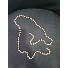 Uzun Inci Görünümlü Boncuk Kolye – Klasik, Zarif, Şık, Vintage ve Modern Kombinlere Uygun Takı