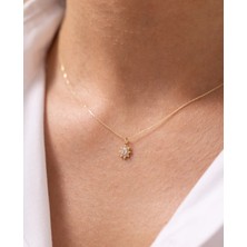 Gece Yıldızı Taşlı Minimal 14 Ayar Altın Kolye