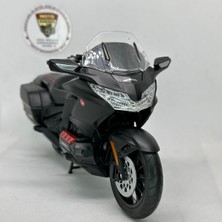 Honda Goldwing Dct 1:12 Diecast Motosiklet Model – Lisanslı Metal Maket Oyuncak & Biblo