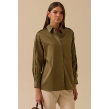 Kadın Gold Düğme Detaylı Düz Kesim Gömlek - Haki