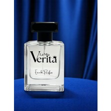 La Mia Verita Blue De Erkek Parfüm Odunsu Aromatik LMV233 Yüksek Kalıcılık & Yayılım Top Esans Edp 50 ml