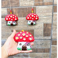 Yapımı Dekoratif Mantar Duvar Süsü, Kırmızı-Beyaz, Çiçek Desenli, Boncuklu Askılı, 2'li Set