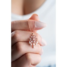 925 Ayar Gümüş Zirkon Taşlı Sallantılı Model Zultanite Taşlı Çiçek Kolye