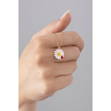 925 Ayar Gümüş Papatyadaki Uğur Böceği Kadın Kolye