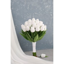 Islak Beyaz Lale Gelin Buketi