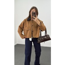 Michelle Süet Görünümlü Kadife Yaka Kısa Trenç