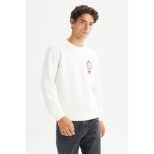 Regular Fit Normal Kesim Bisiklet Yaka Baskılı Kırık Beyaz Sweatshirt