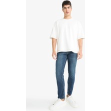 DeFacto Pedro Slim Fit Dar Kalıp Normal Bel Dar Paça Jean Pantolon G2235AX25AU