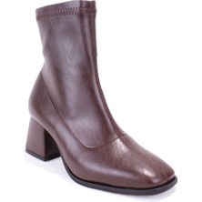 Dagoster DZA07-1277101 Kahve Klasik Topuklu Kadın Bot