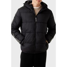 Guess Arlo Kapitoneli Regular Fit Kapüşonlu Şişme Mont Z5BL17WO06I Erkek Mont Z5BL17 WO06I Jblk