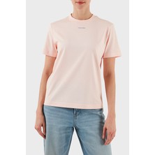 Calvin Klein Pamuklu Regular Fit Bisiklet Yaka Logolu T Shirt LV147C857GVI7 Bayan T Shirt LV147C857G Vı7
