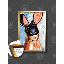 Tavşan Kulaklı Siyah Maske Ünlü Model Kate Moss Çerçeveli Dikey Kanvas Tablo