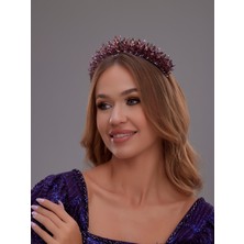 Kristal Taşlı Gelin Tacı – Zarif ve Işıltılı Tasarım