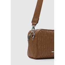 Oggo Suni Deri Kolon Saplı Fermuarlı Nikel Aksesuarlı Çapraz Çanta