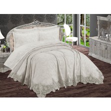 Boğaziçi 6 Parça Şönil Nakışlı Pike Takımı Krem