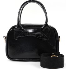 Kırışık Dokulu Siyah SHK217 Fiyonklu Suni Deri, Tek Bölmeli, Fermuarlı,kolon Askılı, El, Kol ve Omuz Çantası