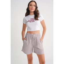 4728 Kadın Beli Lastikli Çizgili Müslin Şort Bordo