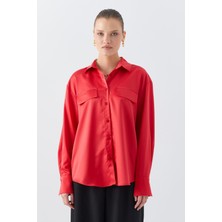 4635 Kadın Kapak Cepli Saten Gömlek Kırmızı