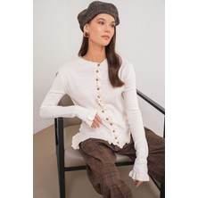 6964 Kadın Düz Fırfırlı Düğmeli Hırka Naturel