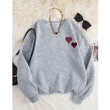 Göğüs Kalp Baskılı Bisiklet Yaka Içi Polarlı Sweatshirt