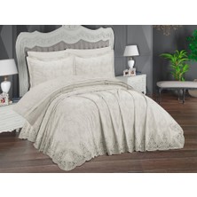 Ege 6 Parça Şönil Nakışlı Pike Takımı Krem