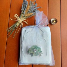 30X50CM 2 Ad Havlu + Sabun Küçük