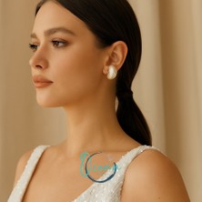 Ocean Desing Pirinç Gold Renk Incili Yarım Halka Model Vintage Kadın Küpe