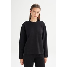 Loose Fit Rahat Kesim Bisiklet Yaka Siyah Triko Kazak