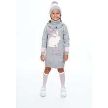 Kız Çocuk Elbise Tavşan Işlemeli Bere ve Boyunluklu 3'lü Takım