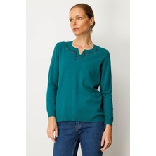 Kadın Sıfır Yaka Yakası Çiçek Nakış Işlemeli Bluz A.ö.başı