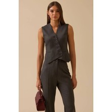 Kadın Asimetrik Kesim Düğmeli Yelek - Gri