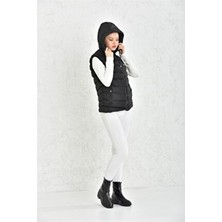 WAPP Siyah Kapüşonlu Jel Dolgu Şişme Yelek Regular Fit Kolsuz Elyaf Materyal