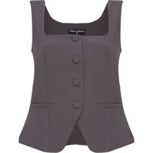 Gri Astarsız Kare Yaka Yelek