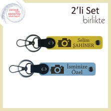 Fotoğrafçılığa Özel Tasarım, Kamera Desenli, Kişisel Yazılı 2’li Anahtarlık Hediyesi, Sarı-Gök Mavi