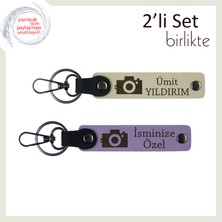 Objektiften Yansıyan Duygu, Kamera Temalı, Isme Yazılabilir Anahtarlık Hediyesi, S Kahve-Mor Menekşe